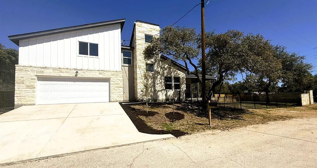 Foto principal - 18208 Gregg Bluff Rd