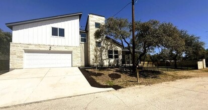 Building Photo - 18208 Gregg Bluff Rd