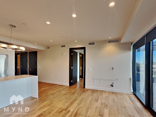 Building Photo - 4422 N 75th St
