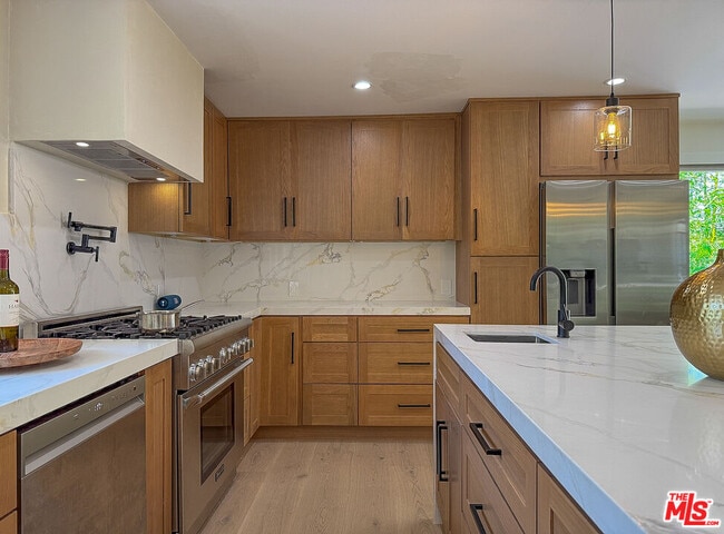 Foto del edificio - 4108 Valley Vista Ct