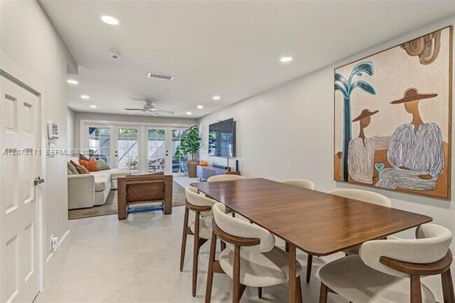 Foto del edificio - 825 SE 2nd St