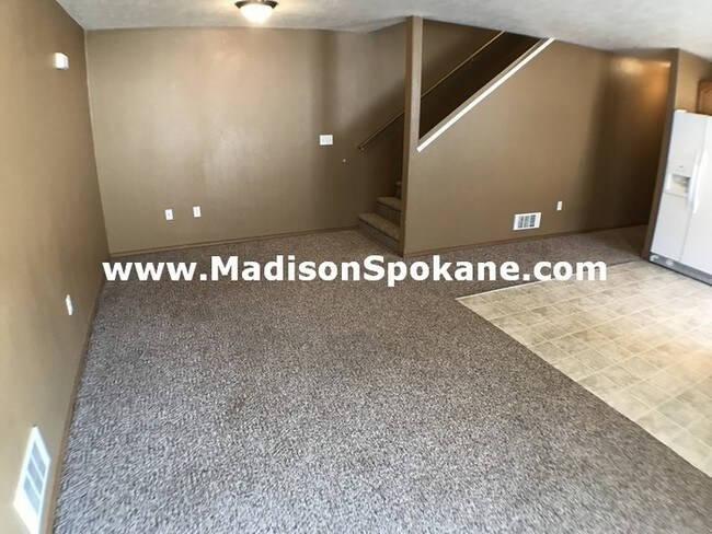Building Photo - 12718 E Alki Ave