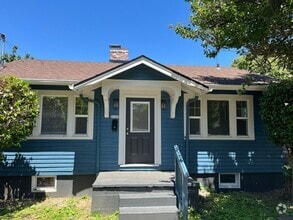 Building Photo - 2105 N Kilpatrick St