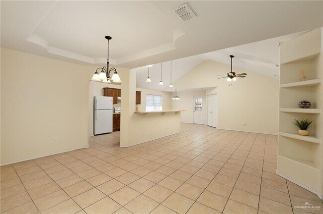 Building Photo - 4921 N 47th St