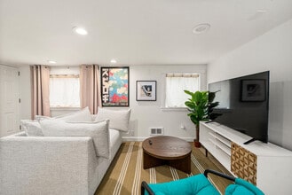 Building Photo - 957 NW 64th St