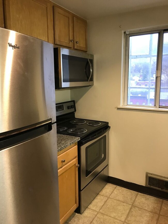 Interior Photo - G Properties at Park Place, LLC