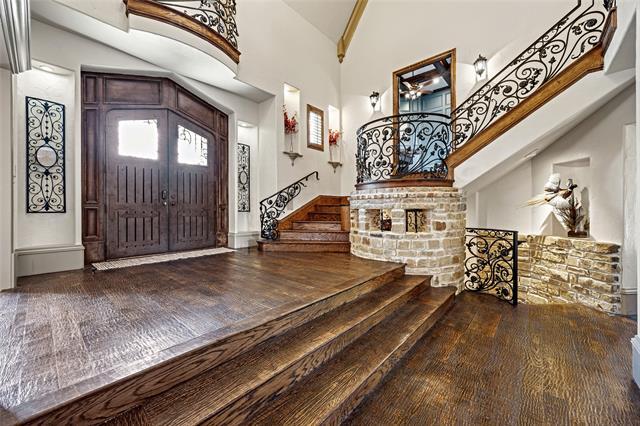 Building Photo - 1237 Wales Dr