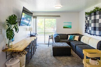 Building Photo - 529 W 940 N