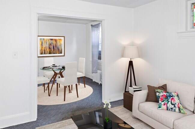 Building Photo - 263 Centre Ave