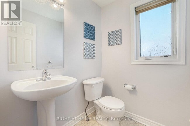 Photo du bâtiment - 366 Forestbrook St