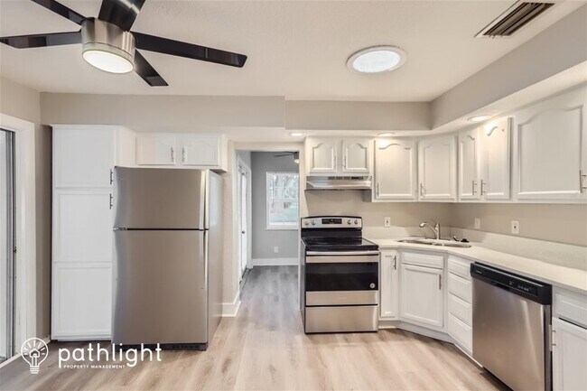 Building Photo - 23 Florida Avenue, Saint Cloud, FL, 34769
