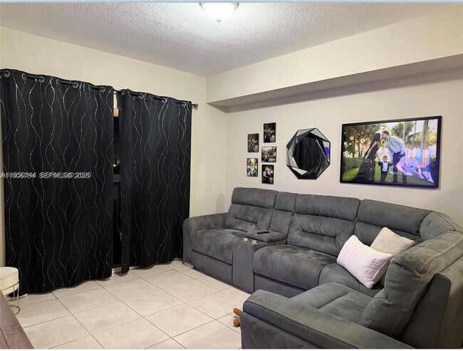 Building Photo - 11060 SW 196th St