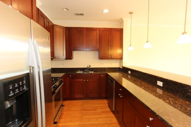 Foto del edificio - 1724 W Belmont Ave