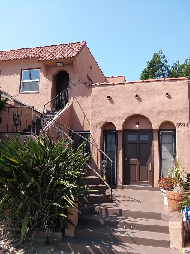 5501 Deane Ave Unit Duplex, View Park, CA 90043 Apartments in View Park, CA