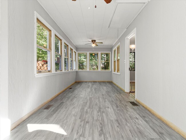 Foto del edificio - Adorable Lake Como Home Now Available!