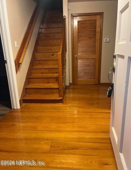 Foto del edificio - 6994 James Britt Rd