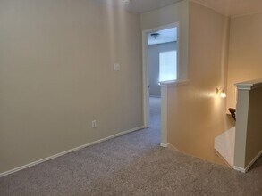 Building Photo - 8819 Roaring Point Dr