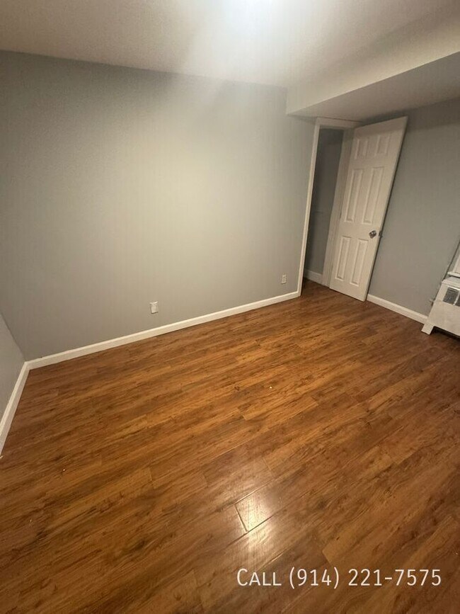 Foto del edificio - 151 School St