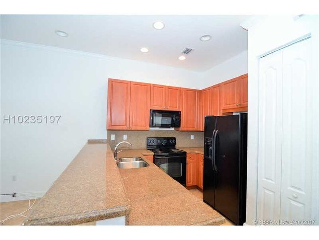 Foto del edificio - 522 SW 147th Ave