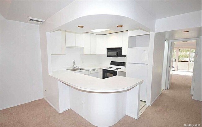 Building Photo - 99 Clent Rd