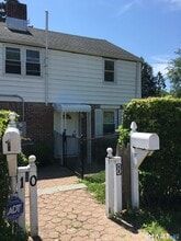 Building Photo - 8 High Ridge Dr