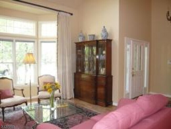 Foto del edificio - 148 Smoke Rise Rd