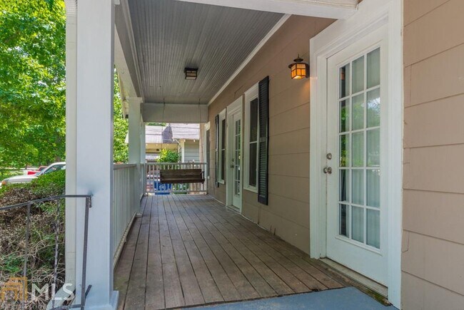 Foto del edificio - 1143 Gracewood Ave SE