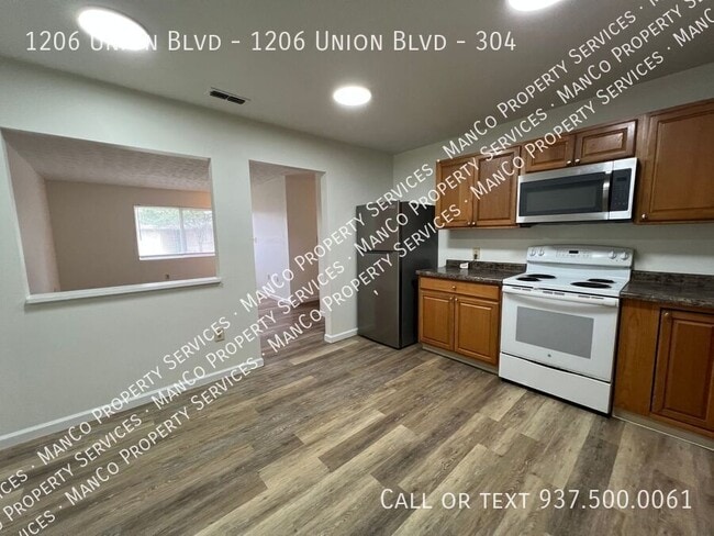 Building Photo - 1206 Union Blvd