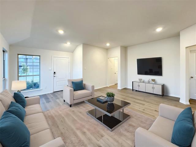 Building Photo - 810 Shear Dr