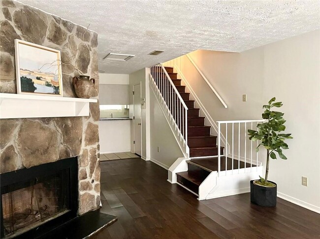 Building Photo - 464 Prince of Wales