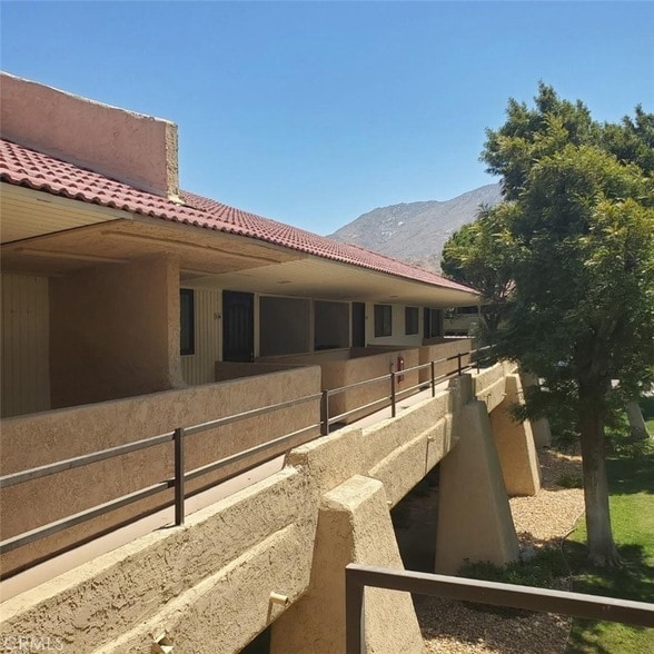 Building Photo - 680 N Ashurst Ct