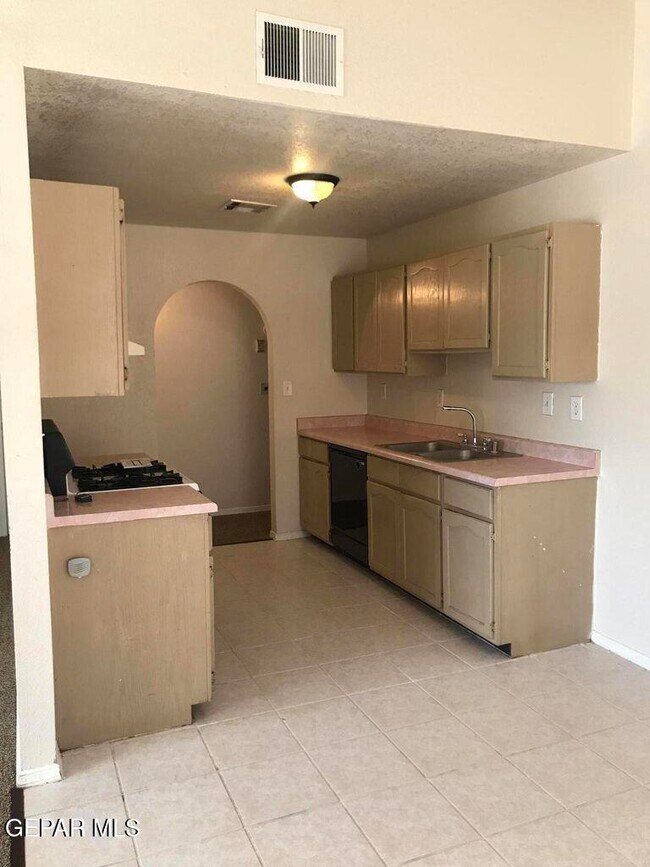 Foto del edificio - 11811 2 Towers Dr