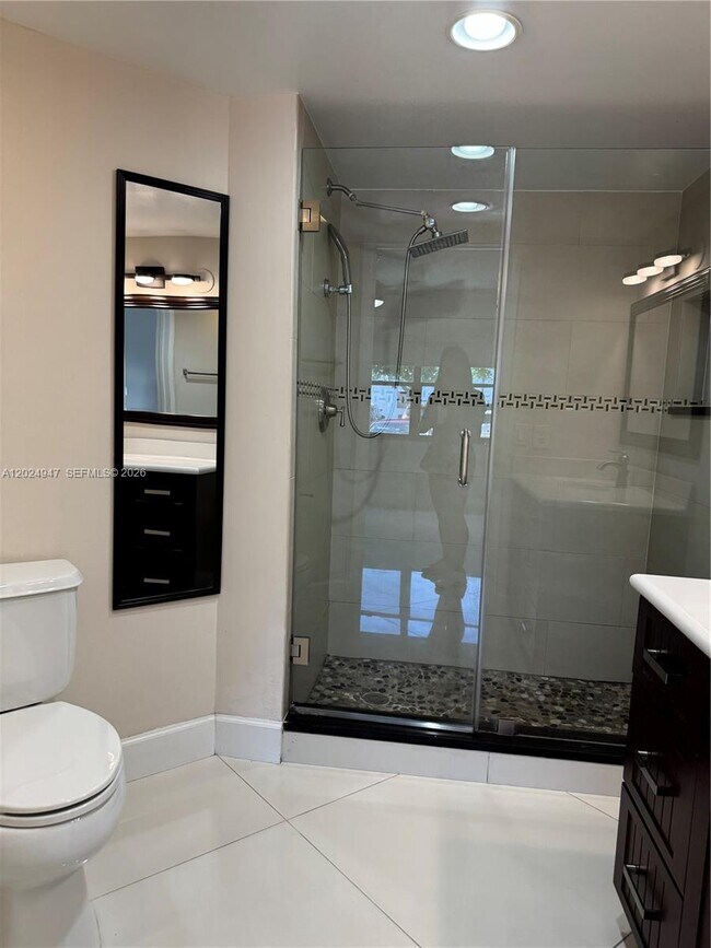 Foto del edificio - 9411 Fontainebleau Blvd