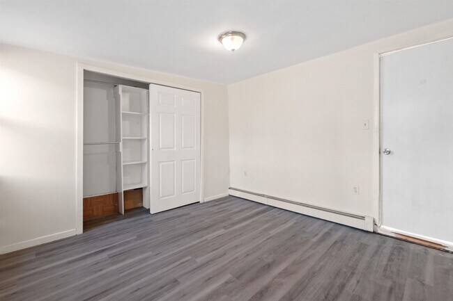 Foto del edificio - 622 Monroe St