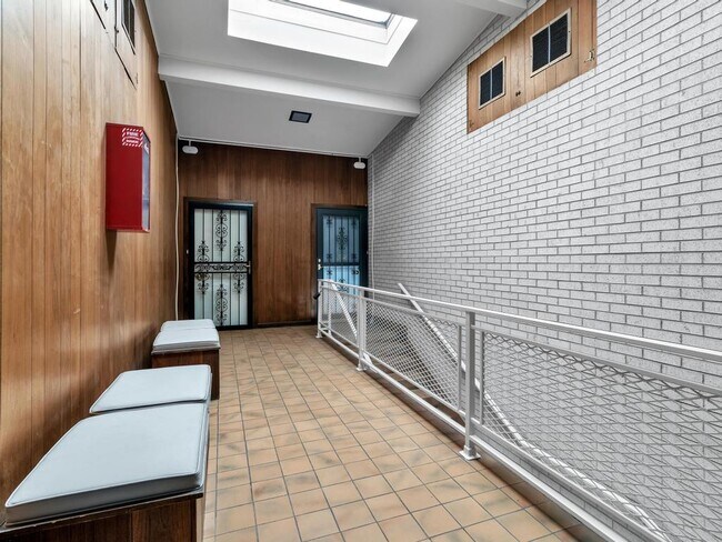 Building Photo - 1150 E 2700 S