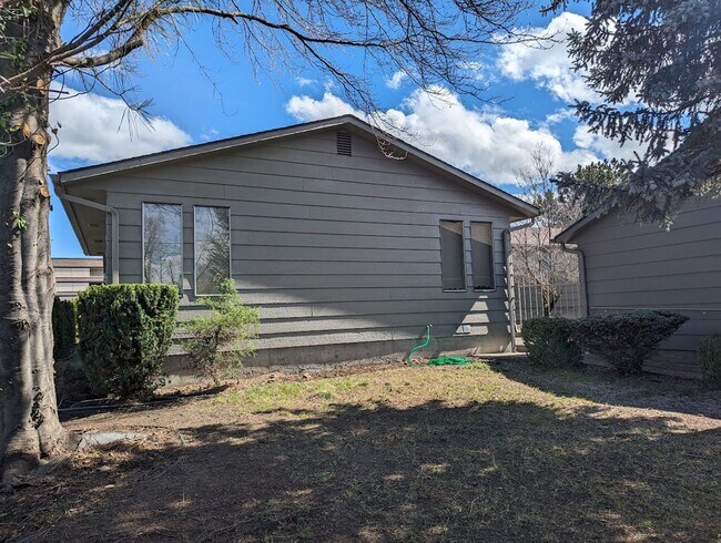 Building Photo - Incredible 3 Bedroom Home in McSorley Neighborhood