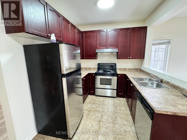 Photo du bâtiment - 594 Courtney Valley Rd