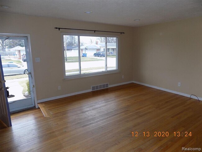 Foto del edificio - 32671 Greenbriar Ave