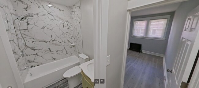 Foto del edificio - 6459 N 16th St