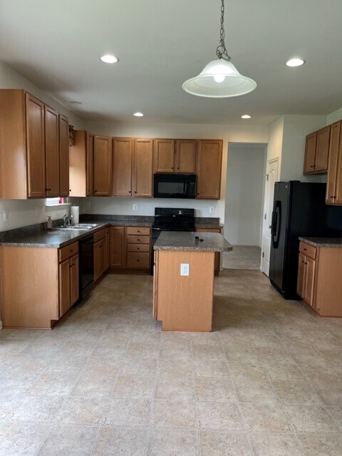 Kitchen - 13331 John Martin Dr