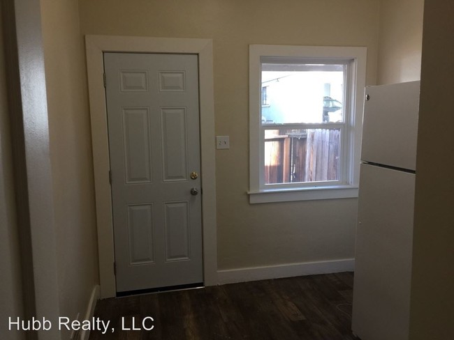 Building Photo - 1275 Berrum Ln