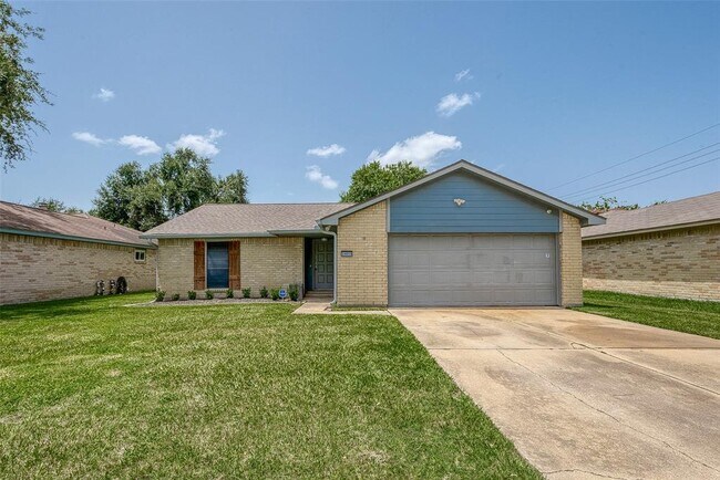 Building Photo - 24010 Silversmith Ln