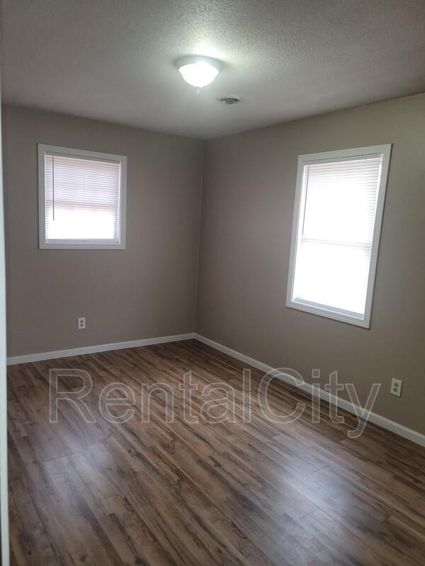 Building Photo - 115 Burks Pl