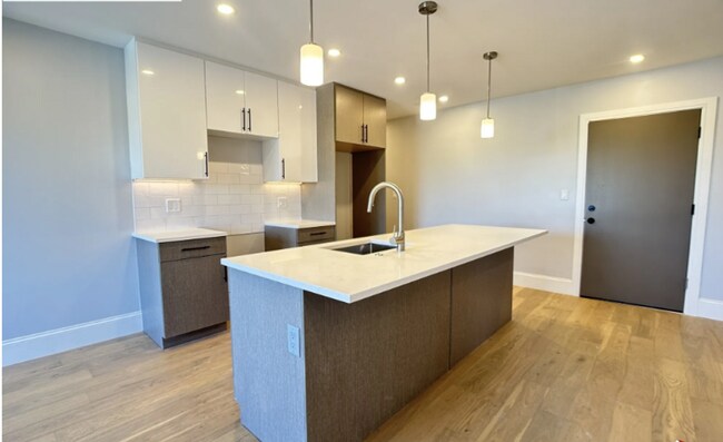 Photo - New Modern Elevator Building Apartment