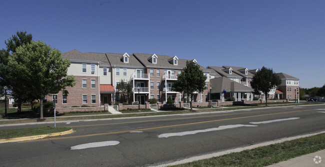 Building Photo - Sunwood Apartments