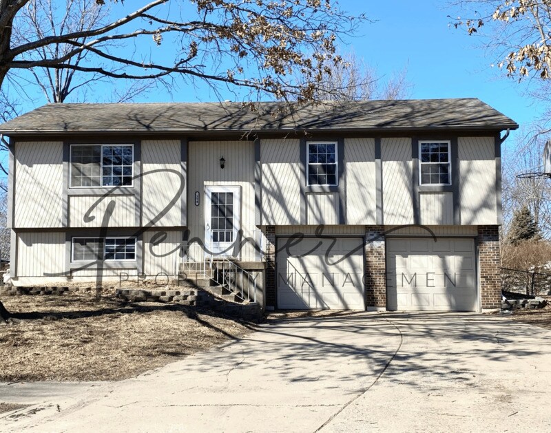 Foto principal - 328 SE Jackson St