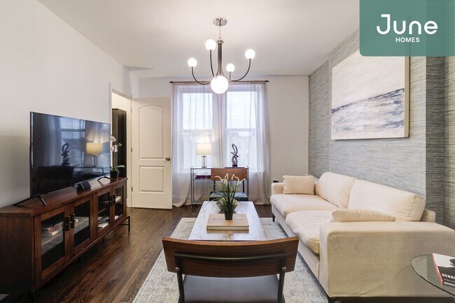 Foto del edificio - Full room in 4-bed/1.0-bath Home