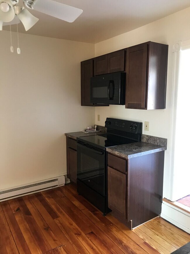 Foto del edificio - 139 N 10th St