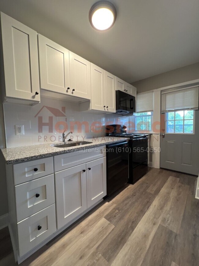 Building Photo - 3 Bedroom Home in Upper Darby!
