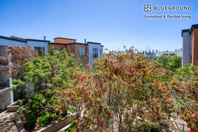 Foto del edificio - 39370 Civic Center Dr